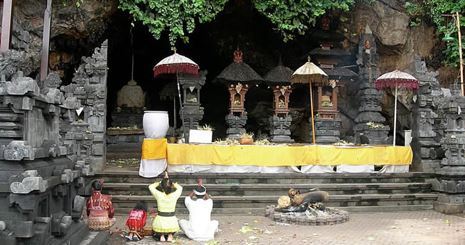 Goa Lawah Temple